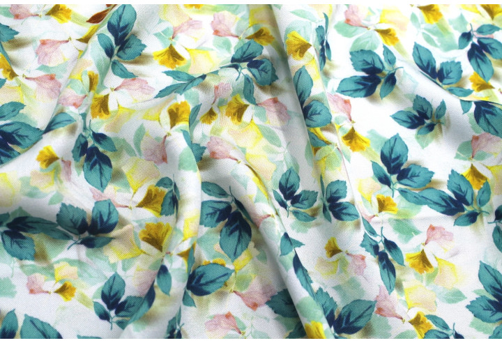 Tissu Gabardine Viscose Imprimé Feuille Hazel Turquoise de Qualité, Tissu au mètre, Tissu pas cher - Alltissus.com
