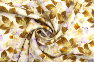 Tissu Gabardine Viscose Imprimé Feuille Hazel Beige de Qualité, Tissu au mètre, Tissu pas cher - Alltissus.com