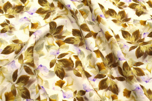Tissu Gabardine Viscose Imprimé Feuille Hazel Beige de Qualité, Tissu au mètre, Tissu pas cher - Alltissus.com 2