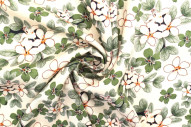 Tissu Gabardine Viscose Imprimé Fleur Lysie Vert de Qualité, Tissu au mètre, Tissu pas cher - Alltissus.com