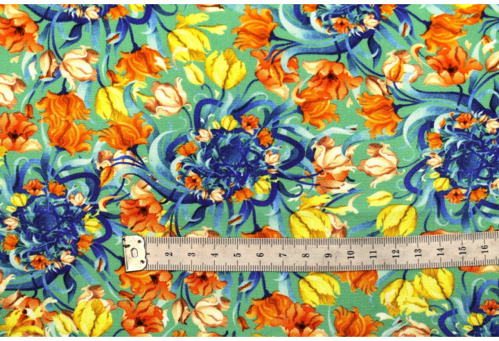 Tissu Gabardine Viscose Imprimé Corbeille de fleurs Vert de Qualité, Tissu au mètre, Tissu pas cher - Alltissus.com