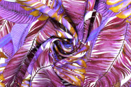 Tissu Gabardine Viscose Imprimé Fond Blanc Palm Violet de Qualité, Tissu au mètre, Tissu pas cher - Alltissus.com