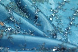 Tissu Tulle Perlé Turquoise -Coupon de 3m40