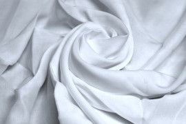 Tissu Voile Uni 100% Viscose Blanc -Au Metre