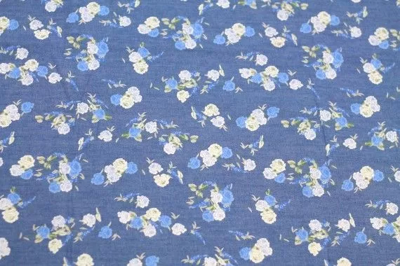Tissu Chambray imprime Bouquet Bleu -Au Metre