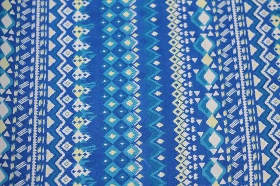 Tissu Crêpe Polyester Géométrique Bleu -Au Mètre