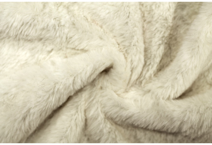 Tissu Fausse Fourrure Blanc cassé -Au Mètre