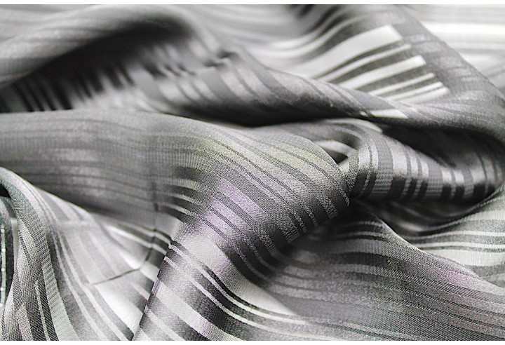 Tissu Mousseline Rayure Satin Noir -Au Mètre