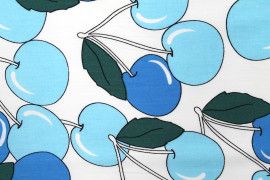 Tissu Popeline Coton Imprimé Cerise Géante Bleu -Au Mètre