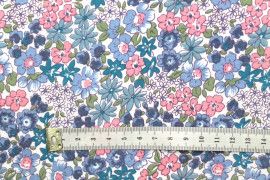 Tissu Popeline Coton Imprimé Fleur de Printemps Bleu -Au Mètre